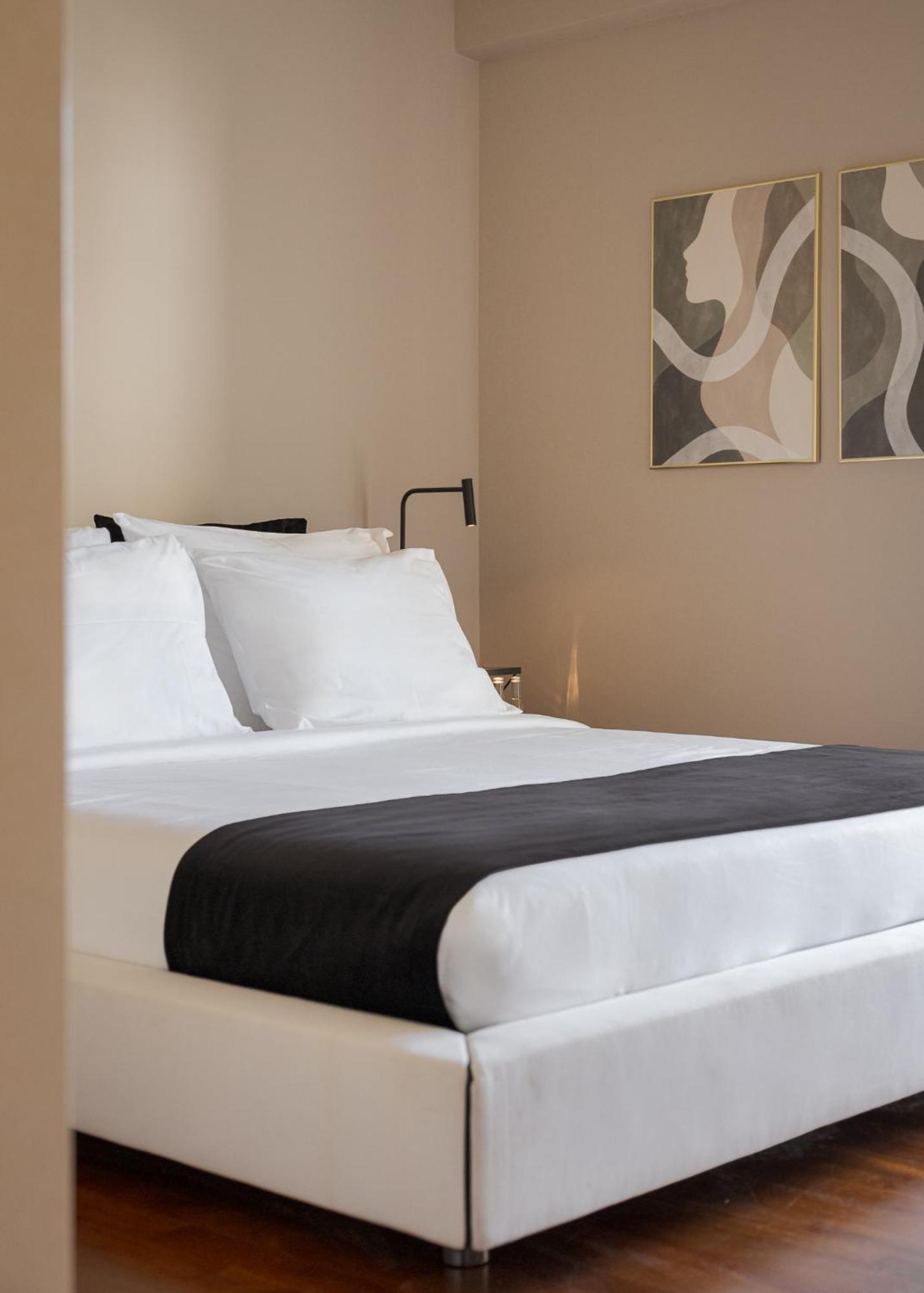 Athenian Grand Riviera Villa Εξωτερικό φωτογραφία